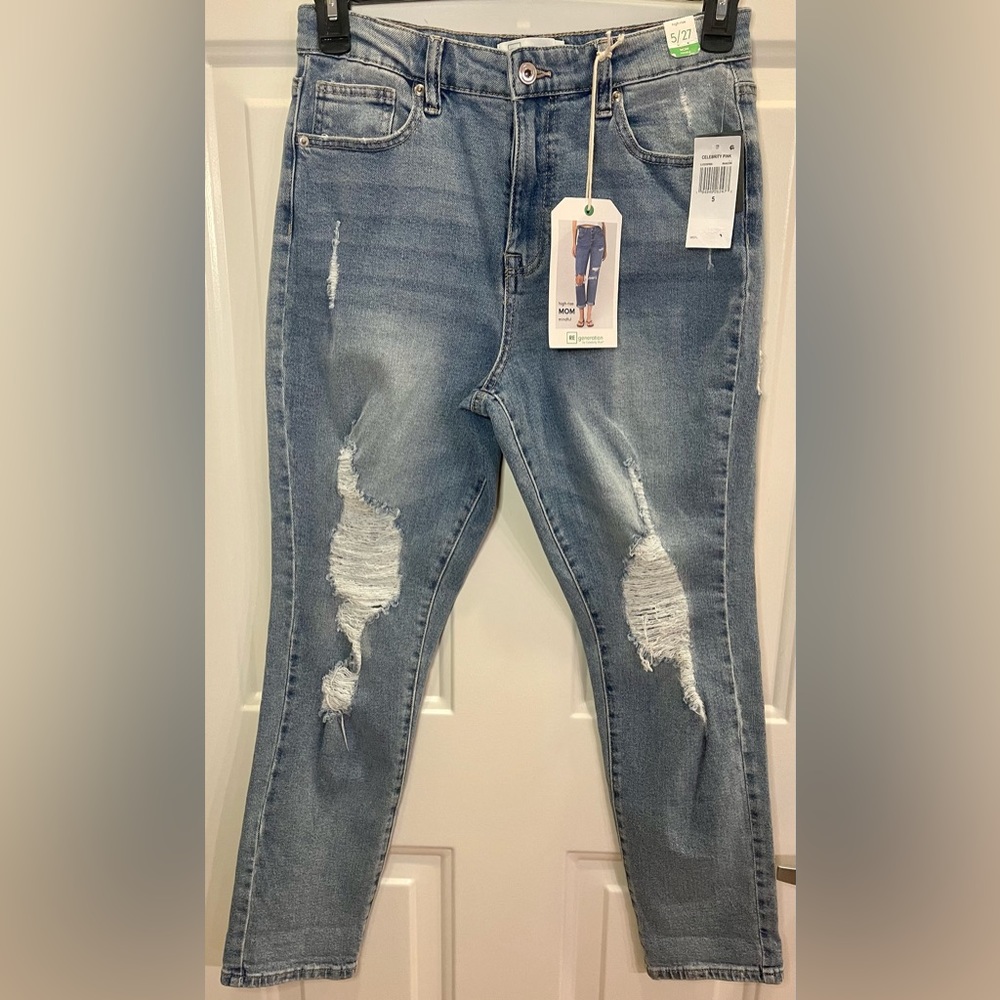 Celebrity Pink High Rise Mom Jeans Size 5/27 NWT